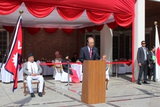 photo1