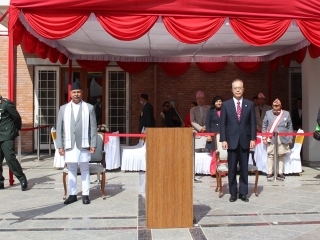 photo1