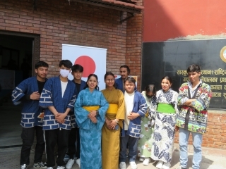 photo1