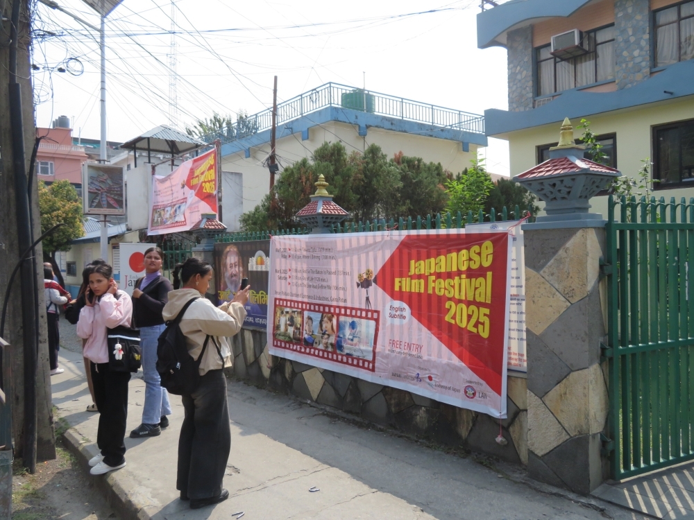 photo1